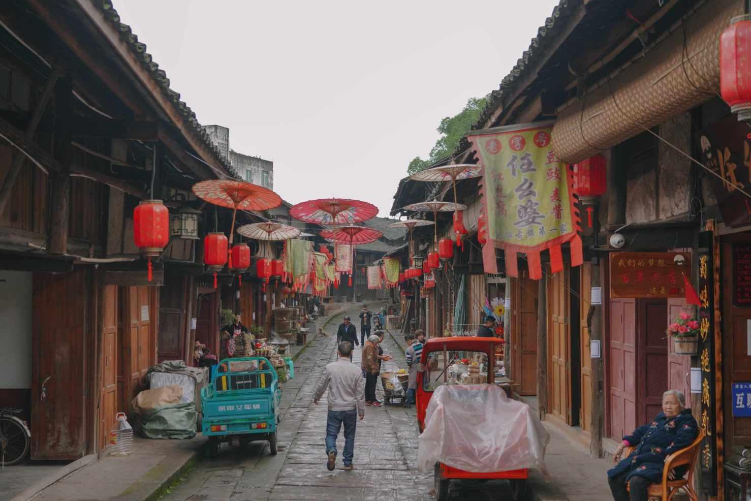 【外出务工】初中及以上学历可报名！东南(福建)汽车工业有限公司操作工、普工等岗位招人啦！